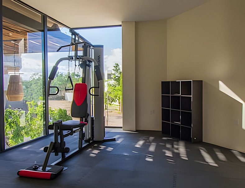 Moots Penthouse Temazcal, gym & concierge