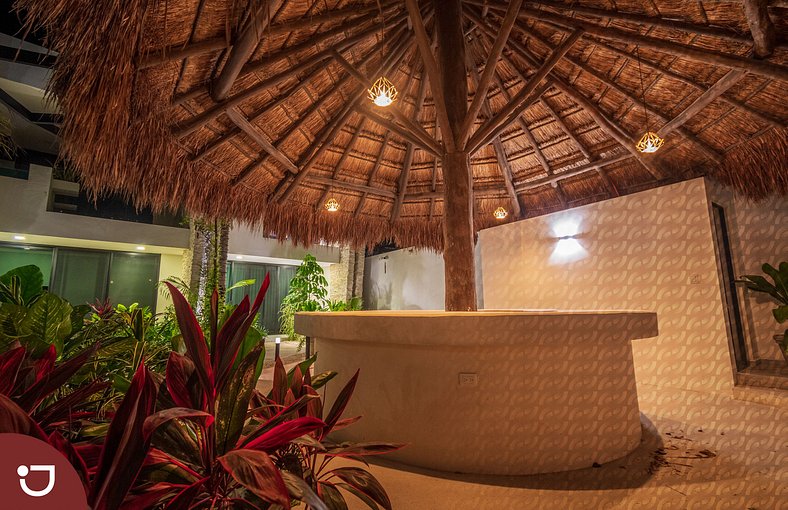 Moots Penthouse Temazcal, jacuzzi, gym & concierge