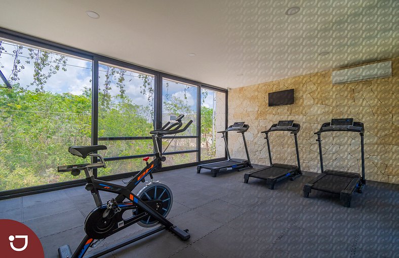 Moots Penthouse Temazcal, jacuzzi, gym & concierge